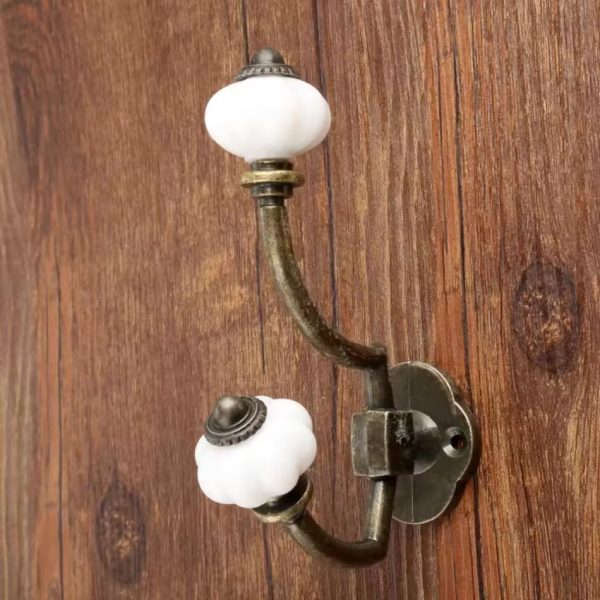 patère vintage élégante